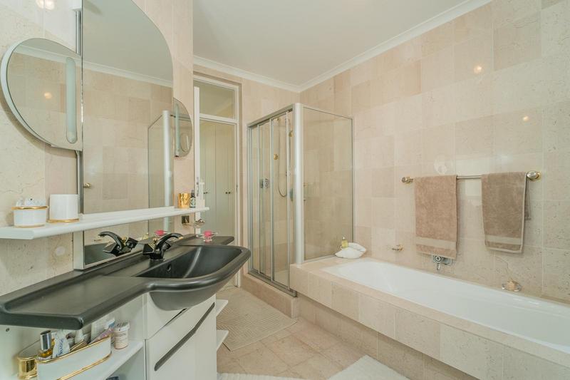 To Let 3 Bedroom Property for Rent in Hout Bay Western Cape
